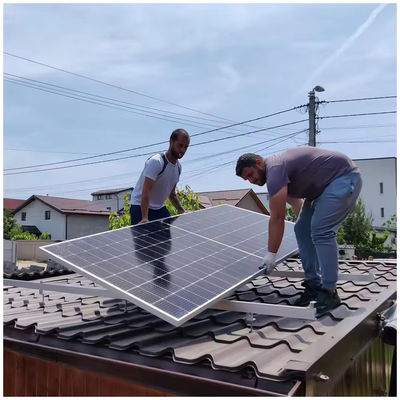 700W 720W Jinko Bifacial N-Type Tier 1 Ηλιακά πάνελ Διπλό γυαλί Topcon Μισό κύτταρο 705W 710W 715W