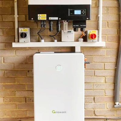 Εστία 51.2V μπαταρία ιόντων λιθίου με υλικό άνωσης LFP και ενσωματωμένη προστασία BMS