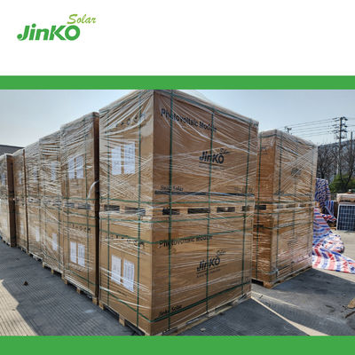 Jinko Solar 565-585W Tiger Neo N-type φωτοβολταϊκές μονάδες με 144 κυψέλες και ανοχή ισχύος