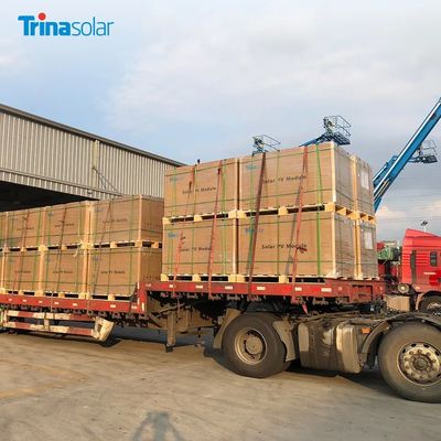 Τρίνα Προσαρμοσμένο ηλιακό πάνελ 645W 650W 660W με 22,5% και MC4 EVO2/TS4*
